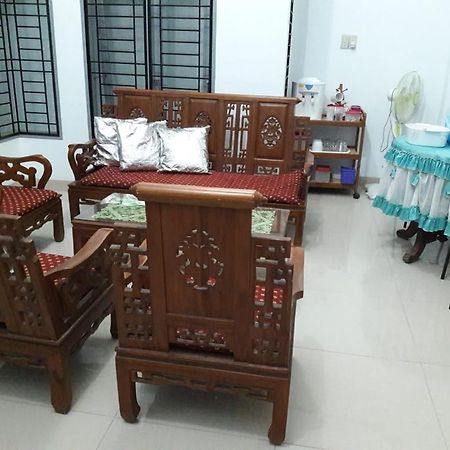 The Royal Residence Lhokseumawe エクステリア 写真